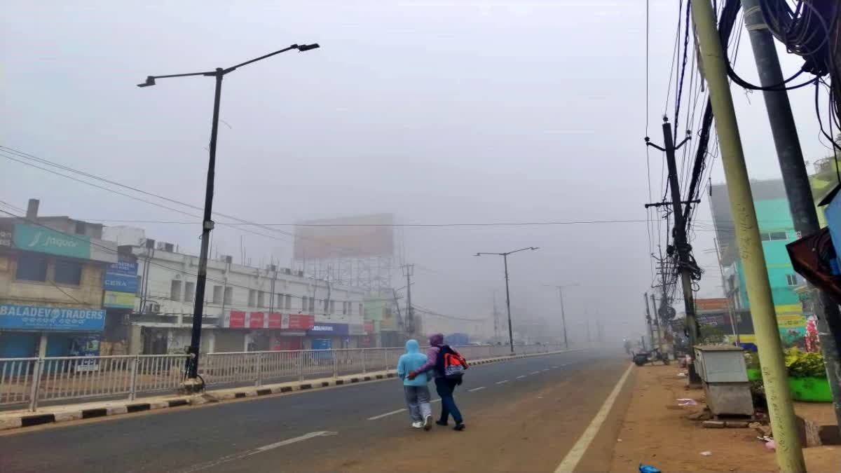 dense fog  in bhubaneswar
