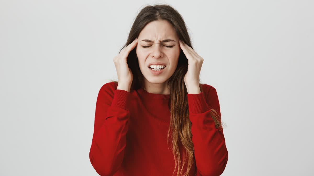 Winter Headaches: Common Causes, Triggers to Avoid, and Management Tips
