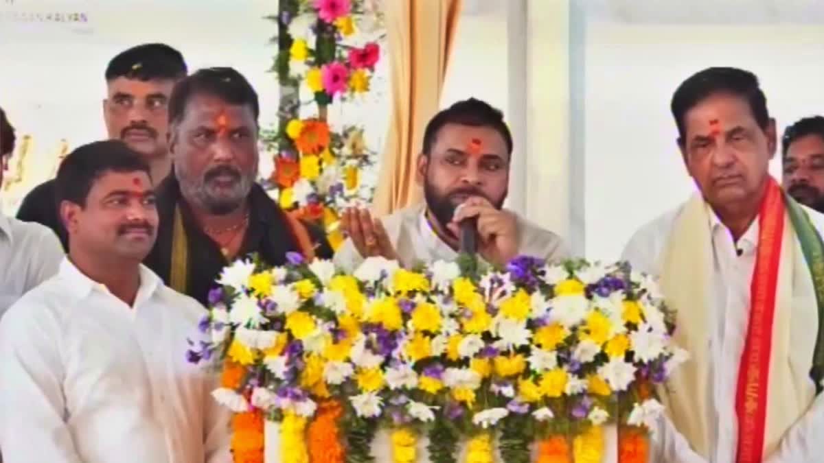 Pawan Kalyan at Kondagattu Anjanna Temple