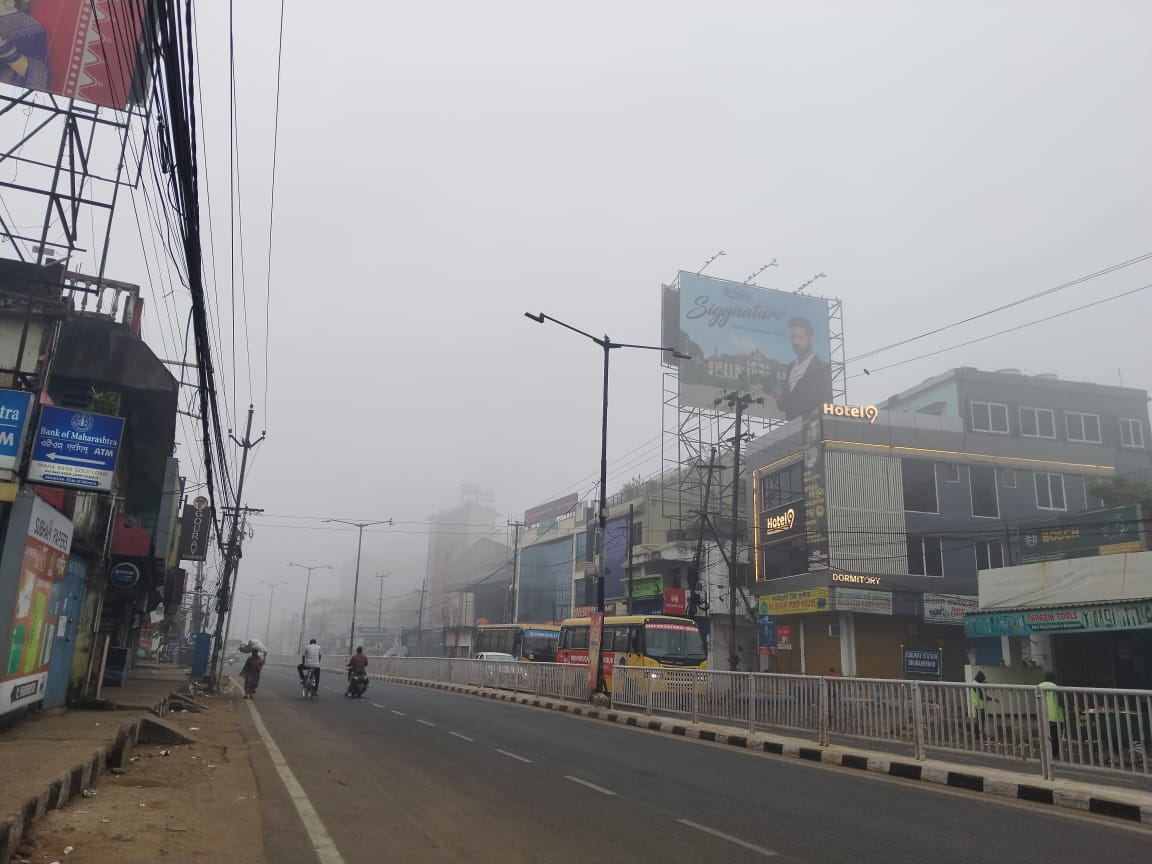 dense fog in bhubaneswar