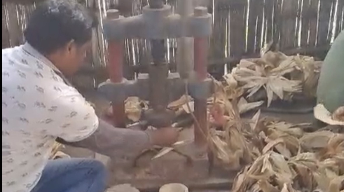 Bihar Engineer Turns Corn Husk Waste Into Plastic-Free Cups, Gets Rs 30 Lakh Railway Order