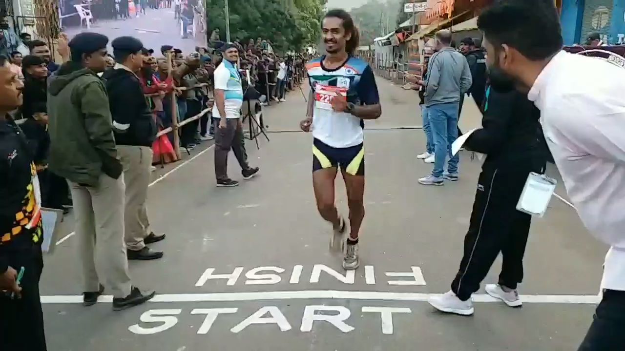 ગિરનાર આરોહણ- અવરોહણ સ્પર્ધા