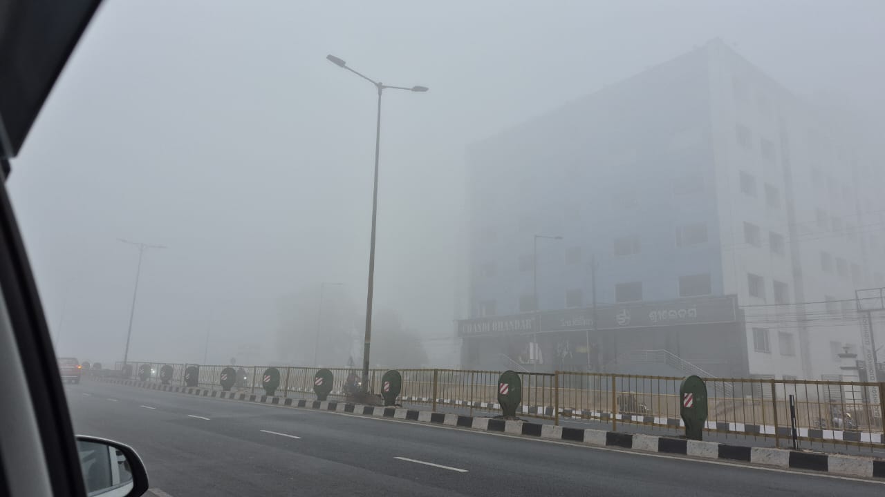 dense fog in bhubaneswar