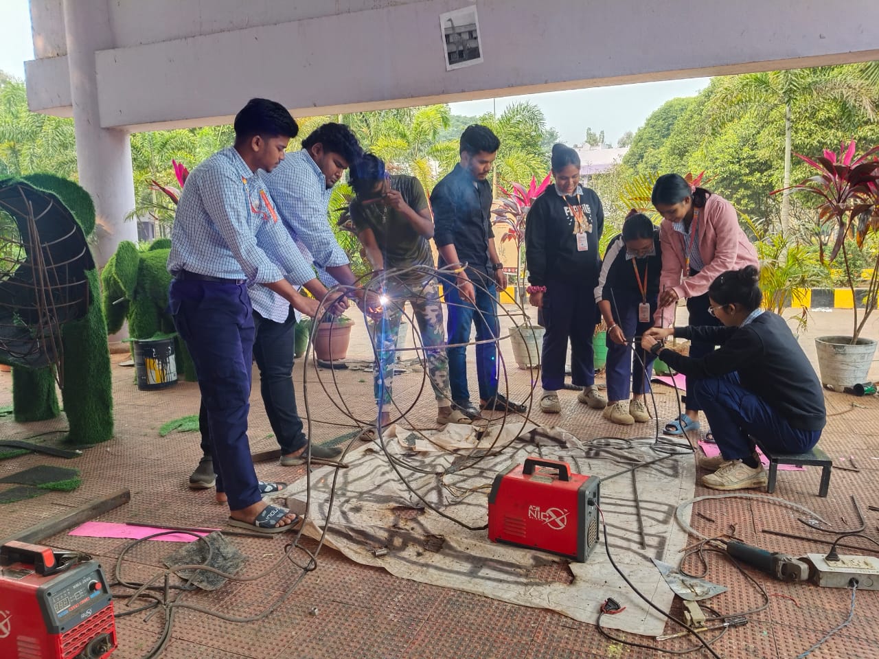 Bhubaneswar Government Polytechnic Students Making Wealth from Waste