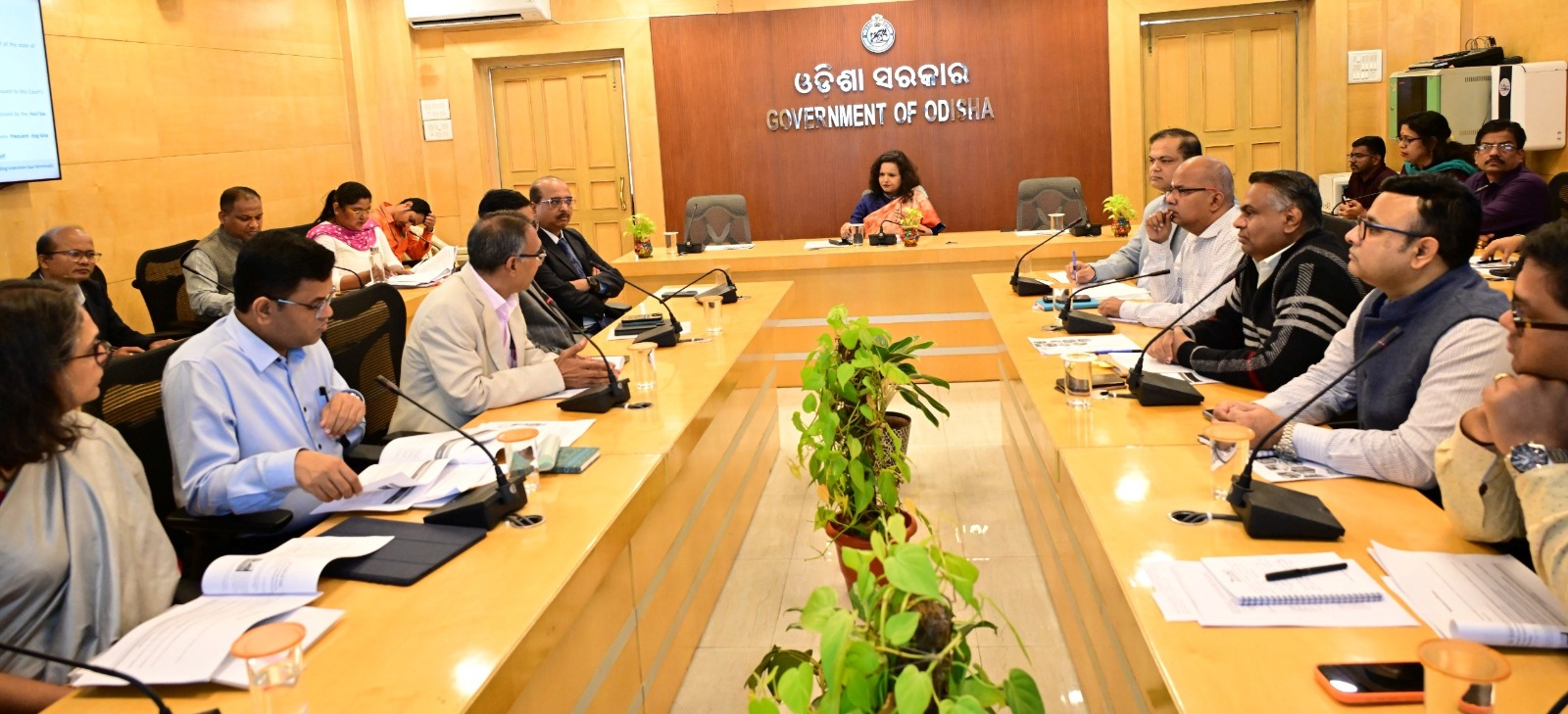 ବୁଲା କୁକୁର ଓ ପ୍ରାଣୀ ସୃଷ୍ଟି କରୁଛନ୍ତି ସମସ୍ୟା; ସଚେତନତା ସହ ପ୍ରାଥମିକ ଚିକିତ୍ସା ପାଇଁ ସିଏସଙ୍କ ନିର୍ଦ୍ଦେଶ