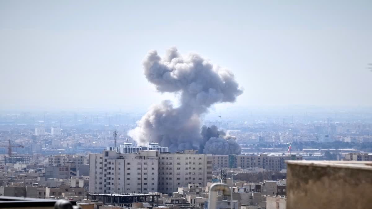 PIMPRI TOURISTS STRANDED IN DUBAI