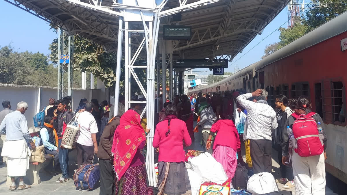 BHOPAL HOLI INCREASED RUSH TRAINS