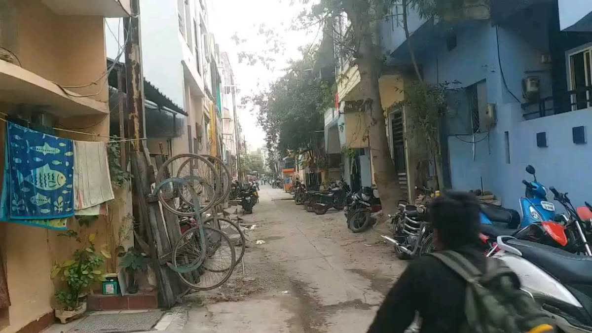 indore mayor pushyamitra bhargav not celebrate holi