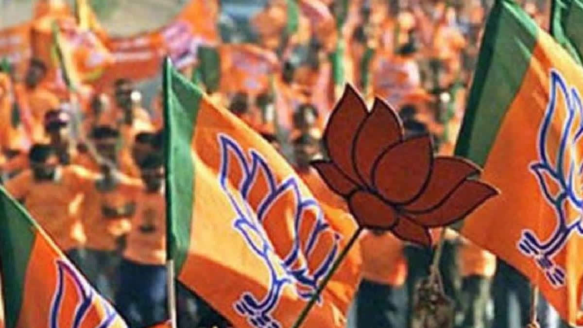 BJP Alleges Rs 7 Crore 'Ticket Extortion' Bid By Gandhi Family In Haryana BJP Alleges Rs 7 Crore 'Ticket Extortion' Bid By Gandhi Family In Haryana