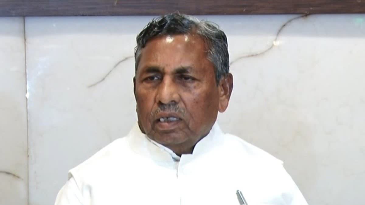 MINISTER KH MUNIYAPPA