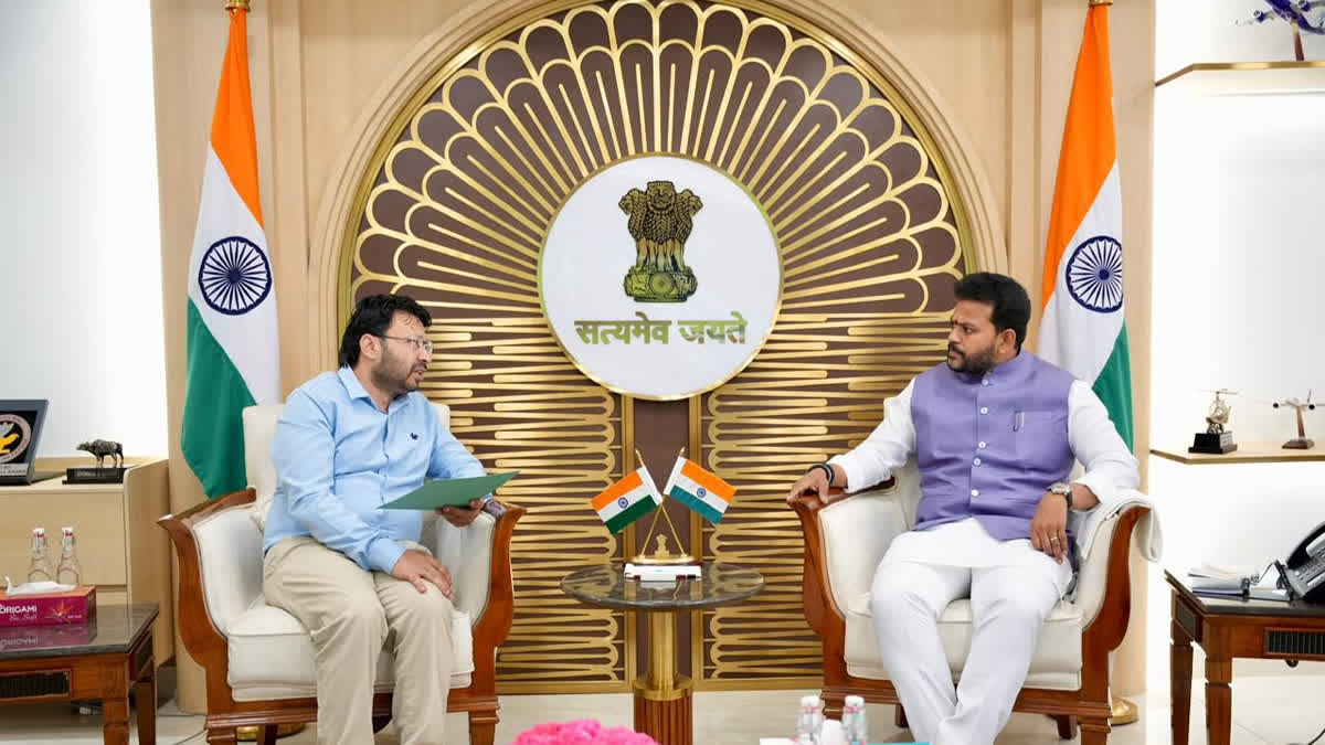 ਕੇਂਦਰੀ ਸ਼ਹਿਰੀ ਹਵਾਬਾਜ਼ੀ ਮੰਤਰੀ ਨਾਲ CM ਮਾਨ ਨੇ ਕੀਤੀ ਗੱਲ, ਤਾਂ ਮੰਤਰੀ ਨੇ ਕੀਤੀ ਮੁਲਾਕਾਤ Union Civil Aviation Minister