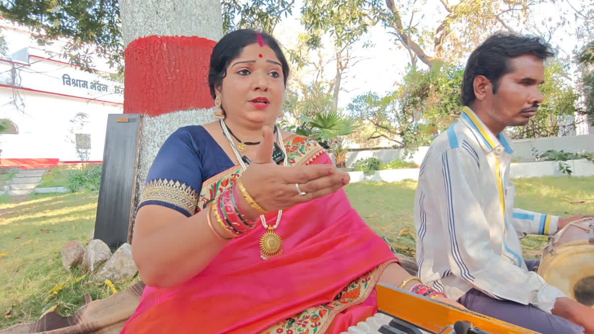 CHHATARPUR HOLI FESTIVAL