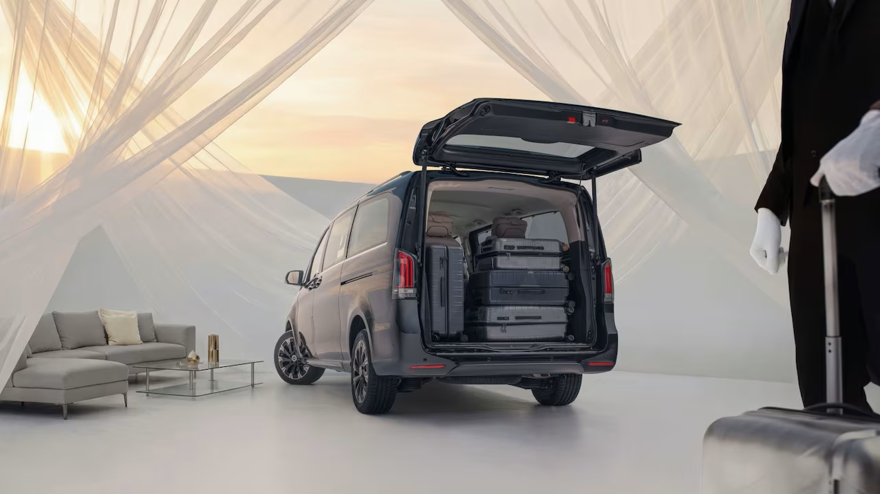 MERCEDES V CLASS ENGINE  MERCEDES BENZ V CLASS LAUNCHED  MERCEDES V CLASS PRICE  MERCEDES BENZ V CLASS