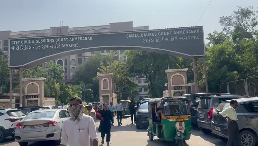 64 વર્ષીય પત્નીની ભરણ-પોષણની માંગ કરતી અરજી કોર્ટે ફગાવી