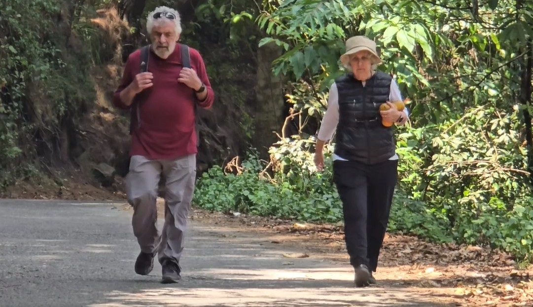 கொடைக்கானலில் இஸ்ரேல் நாட்டு சுற்றுலா பயணிகள்