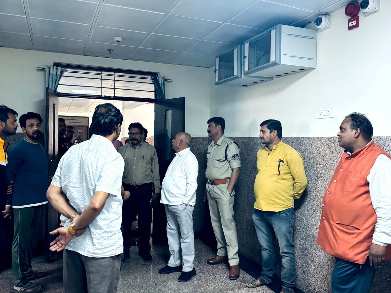 Betul car collided crane