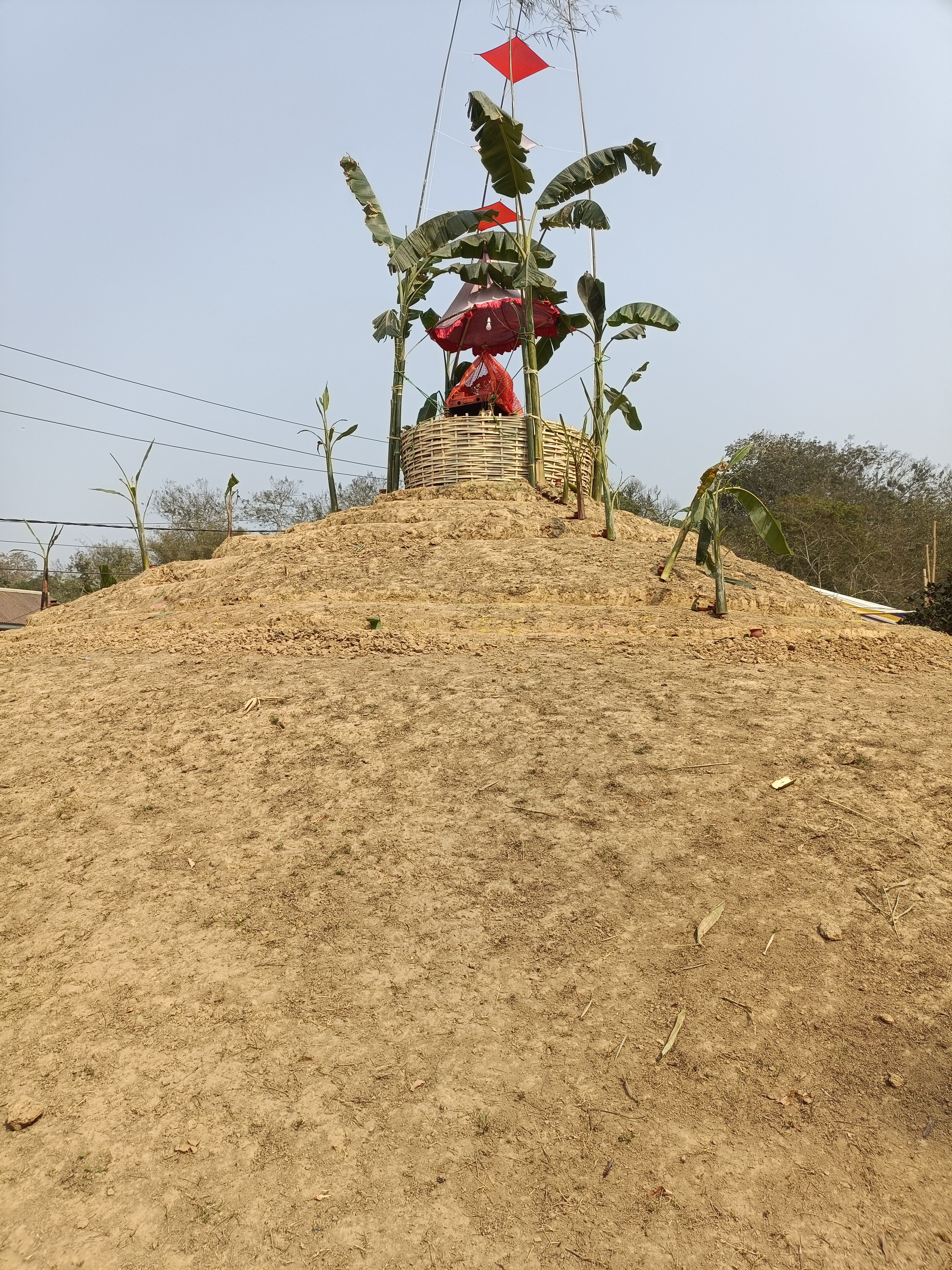 Holi festival celebrated at Dhopguri Dimoria