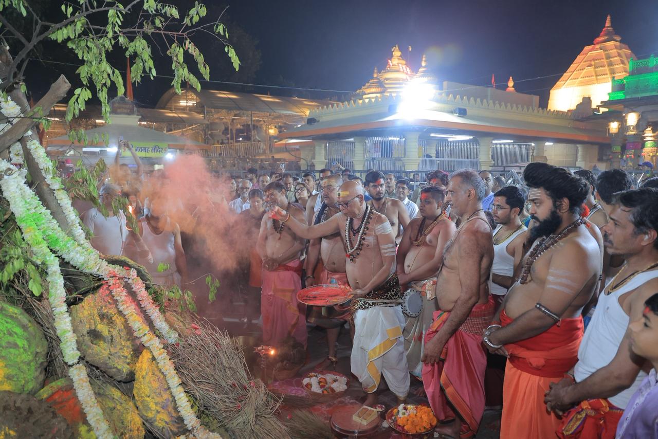 mahakaleshwar temple holi dahan