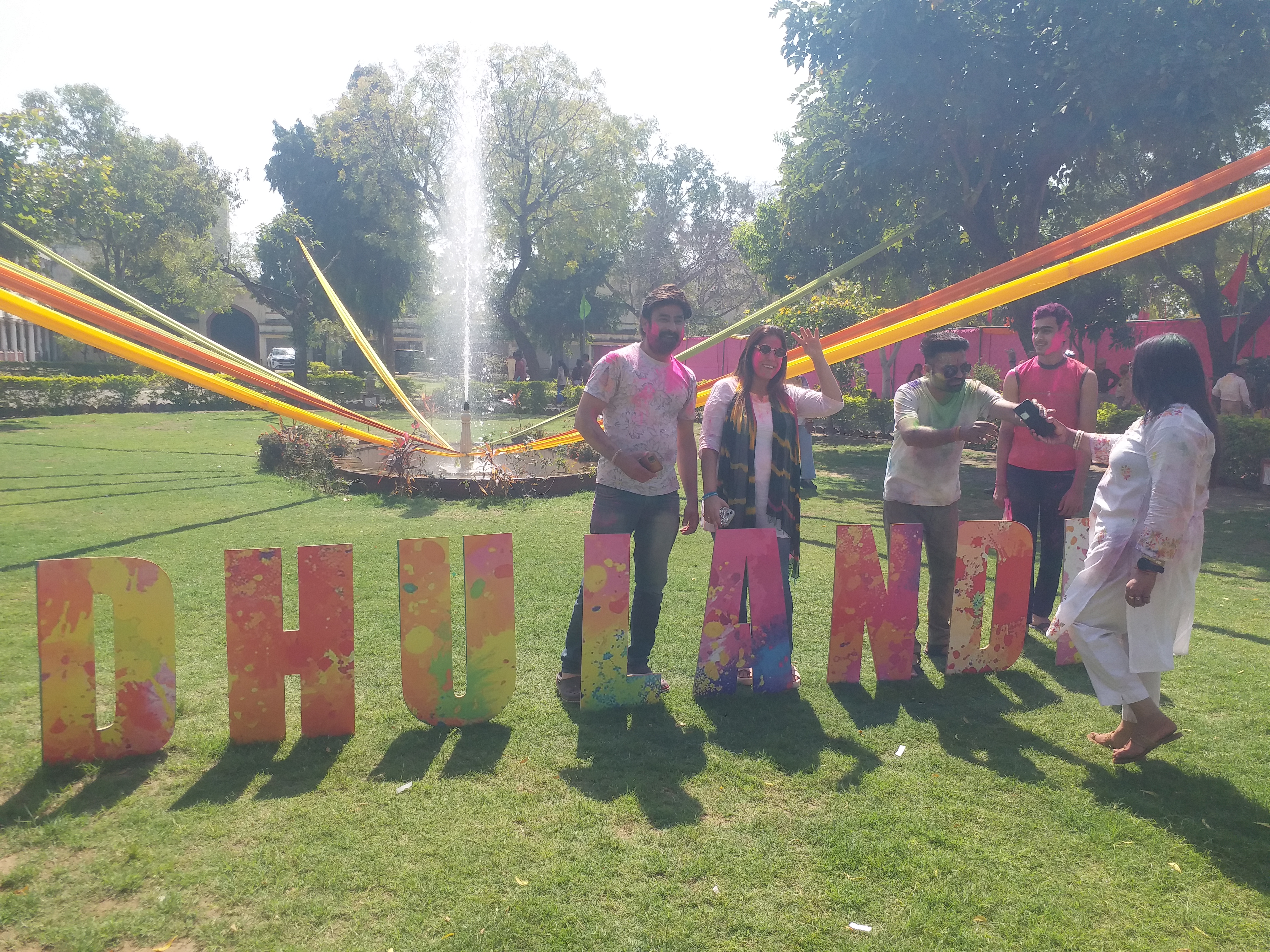 जयपुर की खासा कोठी होटल में होली (धुलंडी) फेस्टिवल आयोजित किया गया