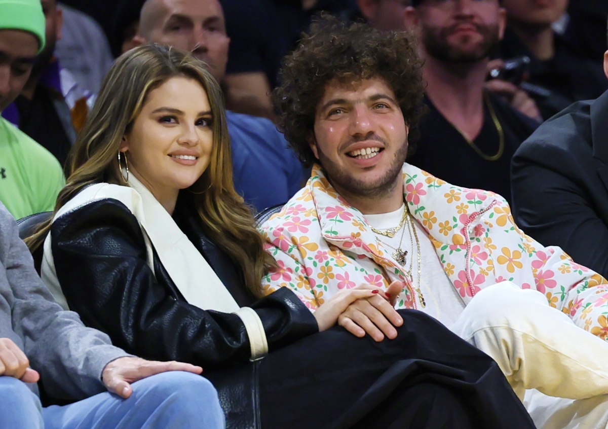 Selena and Benny watching a game