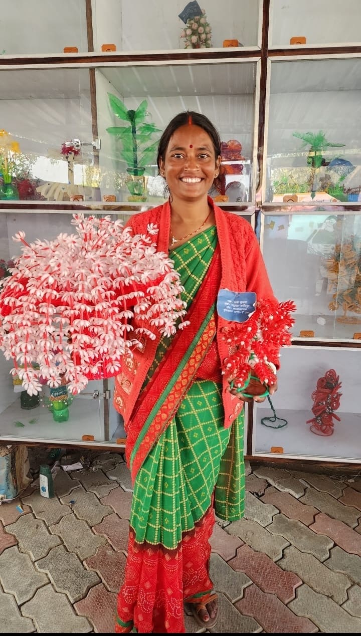 Muzaffarpur’s Babita Gupta Turns Waste Into Wealth, Creates Jobs For 1,000 Rural Women In Bihar
