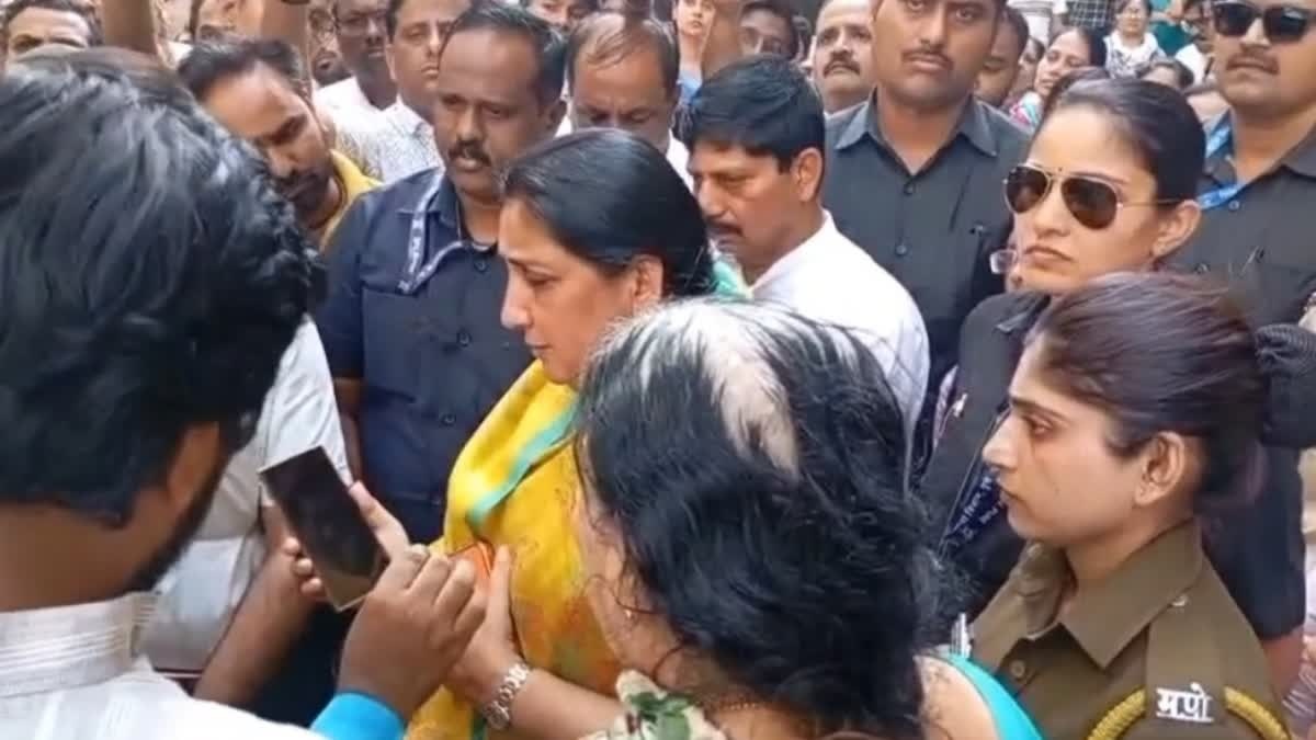 Maharashtra Deputy Chief Minister Sunetra Pawar on Saturday met the family of the victim