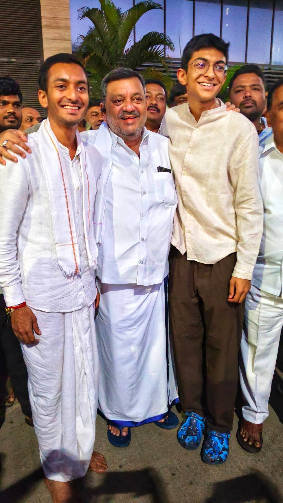 Congress Candidate Samartha Shamanur with Father S S Mallikarjun