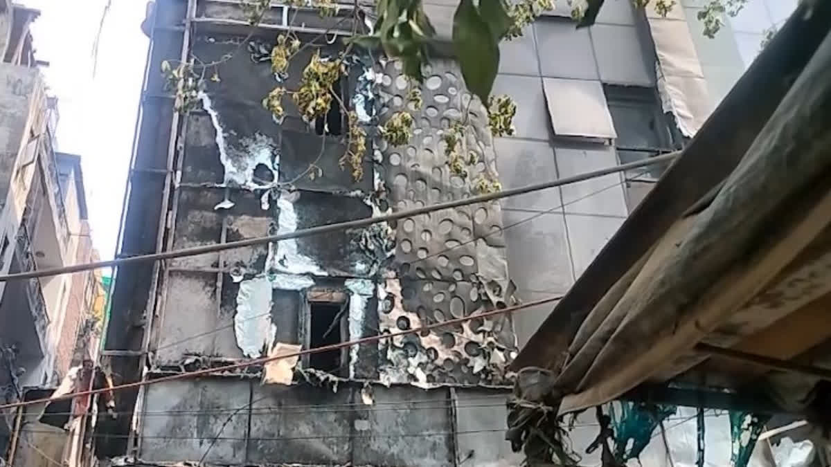 DELHI FIRE