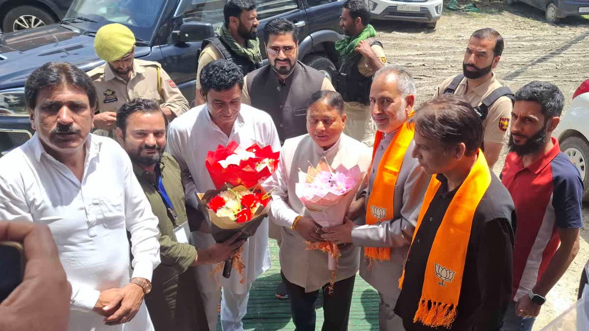 بی جے پی کے ریاستی صدر ست شرما کا اونتی پورہ دورہ