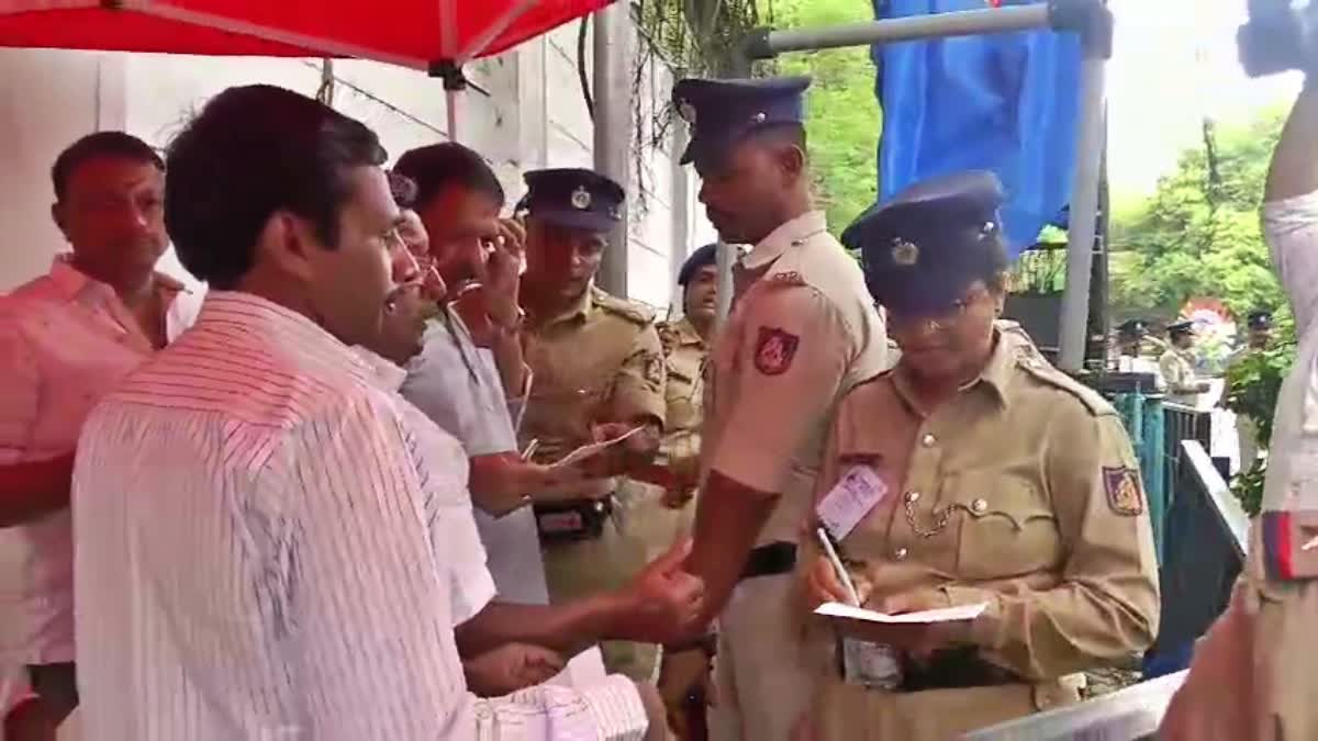 BENGALURU  DK SHIVAKUMAR  ಡಿಕೆ ಶಿವಕುಮಾರ್ ಪ್ರಮಾಣವಚನ  ಲೋಕಭವನ