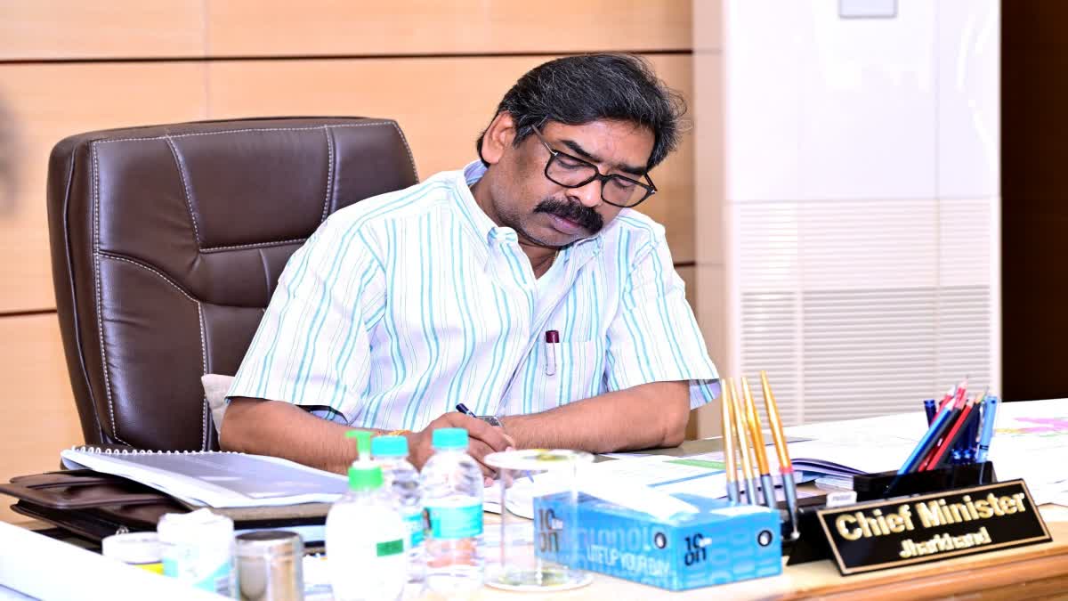 Hemant Soren Review Meeting