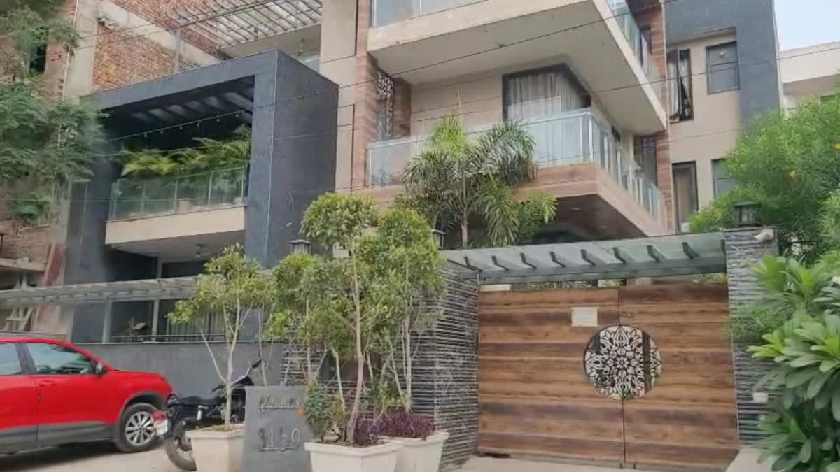 Chartered accountant family from Gurugram died in a fire at the Flourish Hotel in Malviya Nagar Delhi