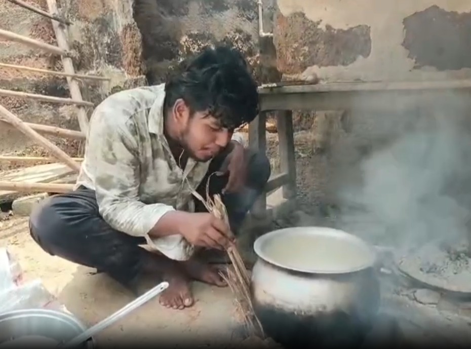 Satyajit, son of Padmabati Parida