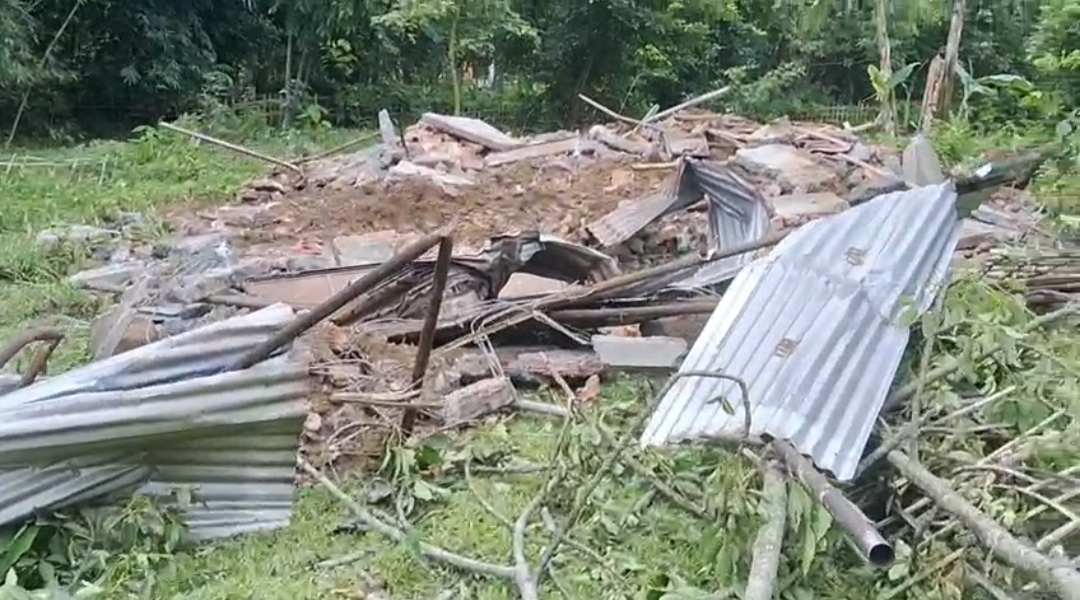 Eviction drive on the encroached land at three locations in Lakhimpur