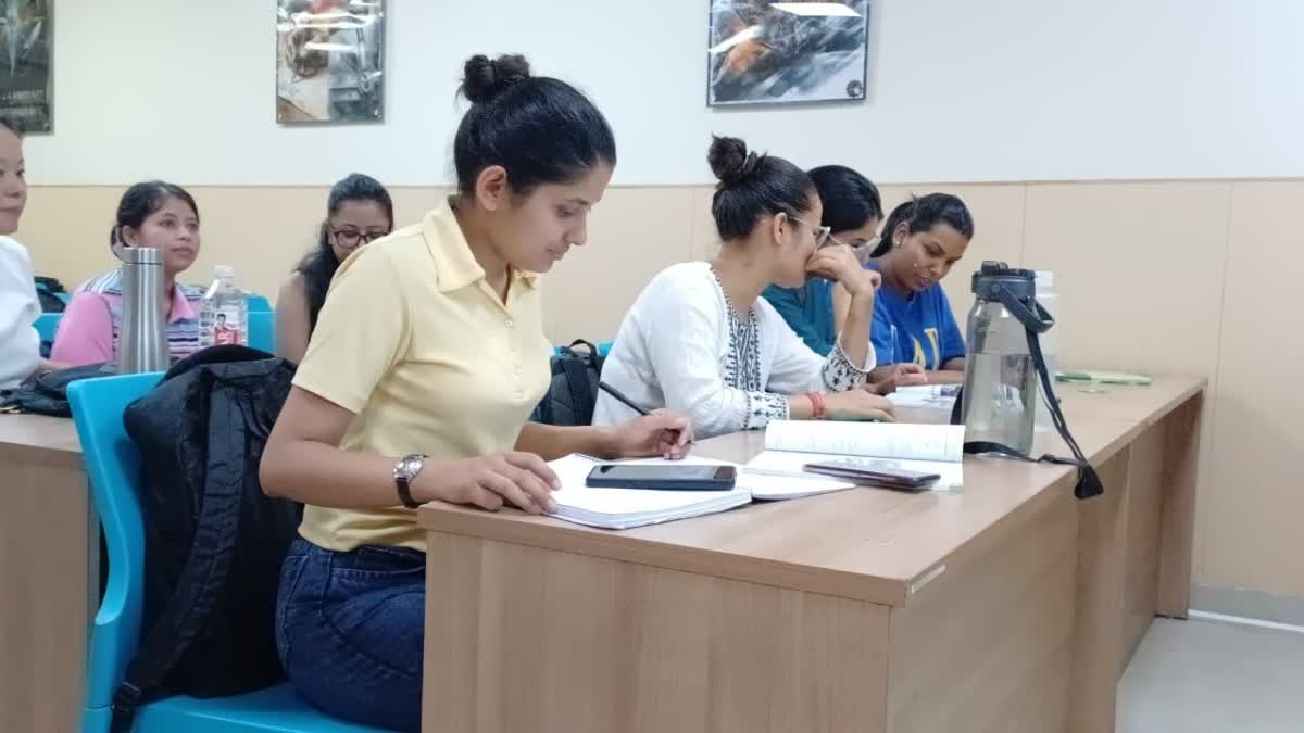 युवाओं के विदेश में रोजगार का सपना साकार कर रही सरकार की ये योजना, 123  युवाओं को मिली नौकरी