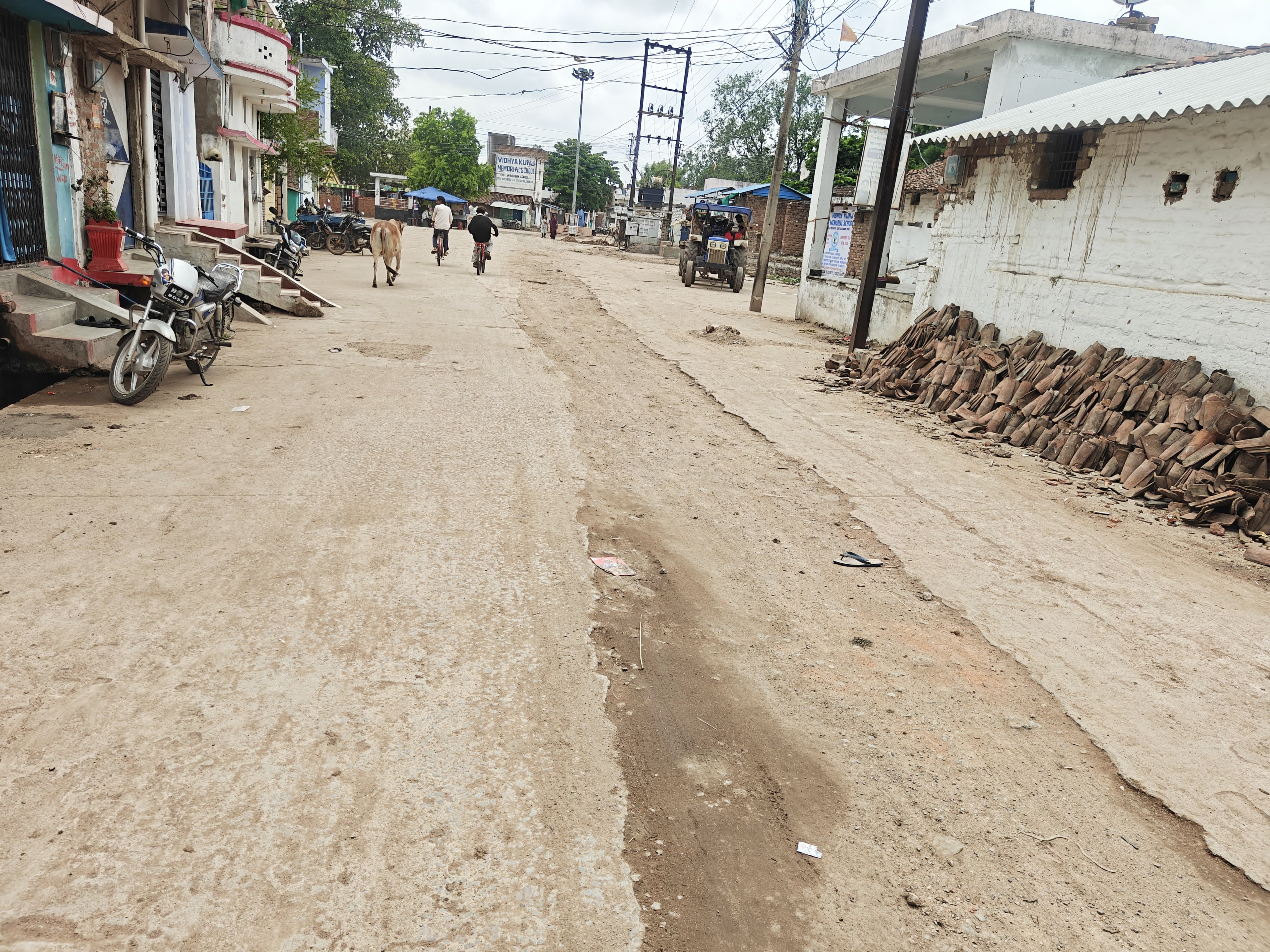 Roads in ruins in Dhamtari Municipal Corporation