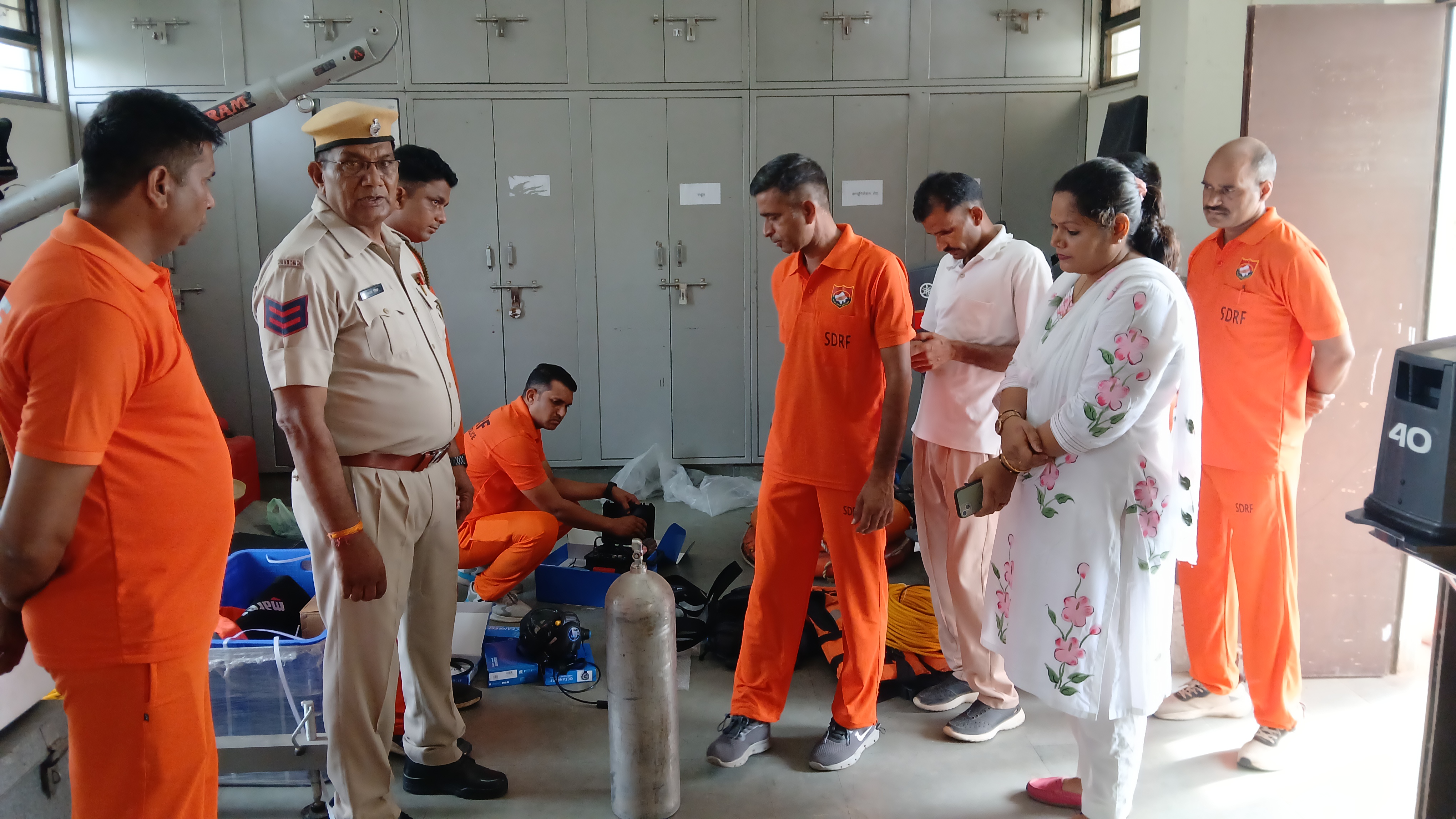 B Company Commander Ekta Hada briefing SDRF team