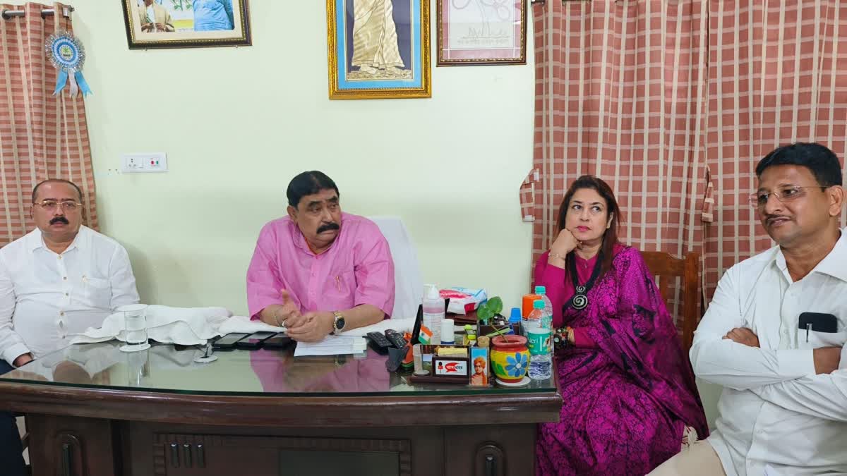 ANUBRATA MONDAL