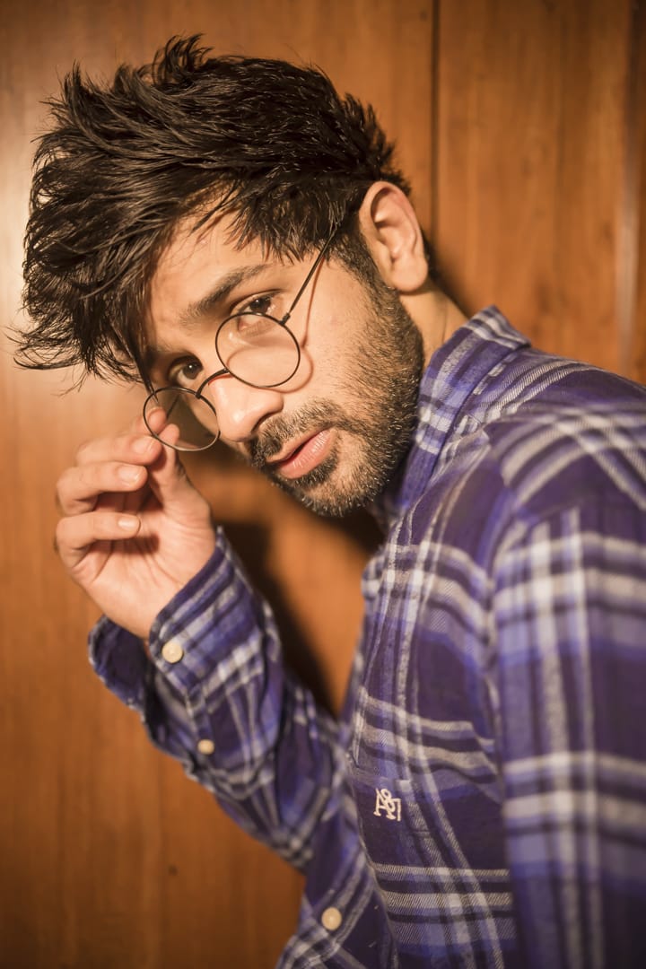 From kindergarten memories to a lifelong bond with his cousin and love for Bollywood friendships, Vardhaan Puri gets candid on Friendship Day 2025.