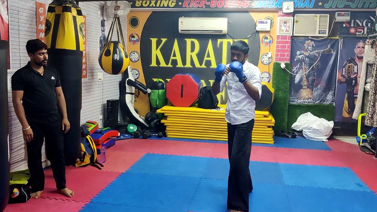 Faridabad Auto Driver’s Son Bags National MMA Medal, Seeks Support To Represent India Internationally