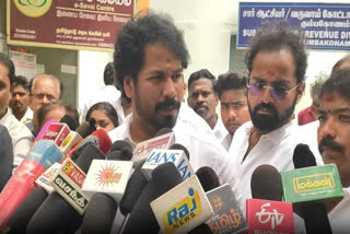 அமைச்சர் வினோத்