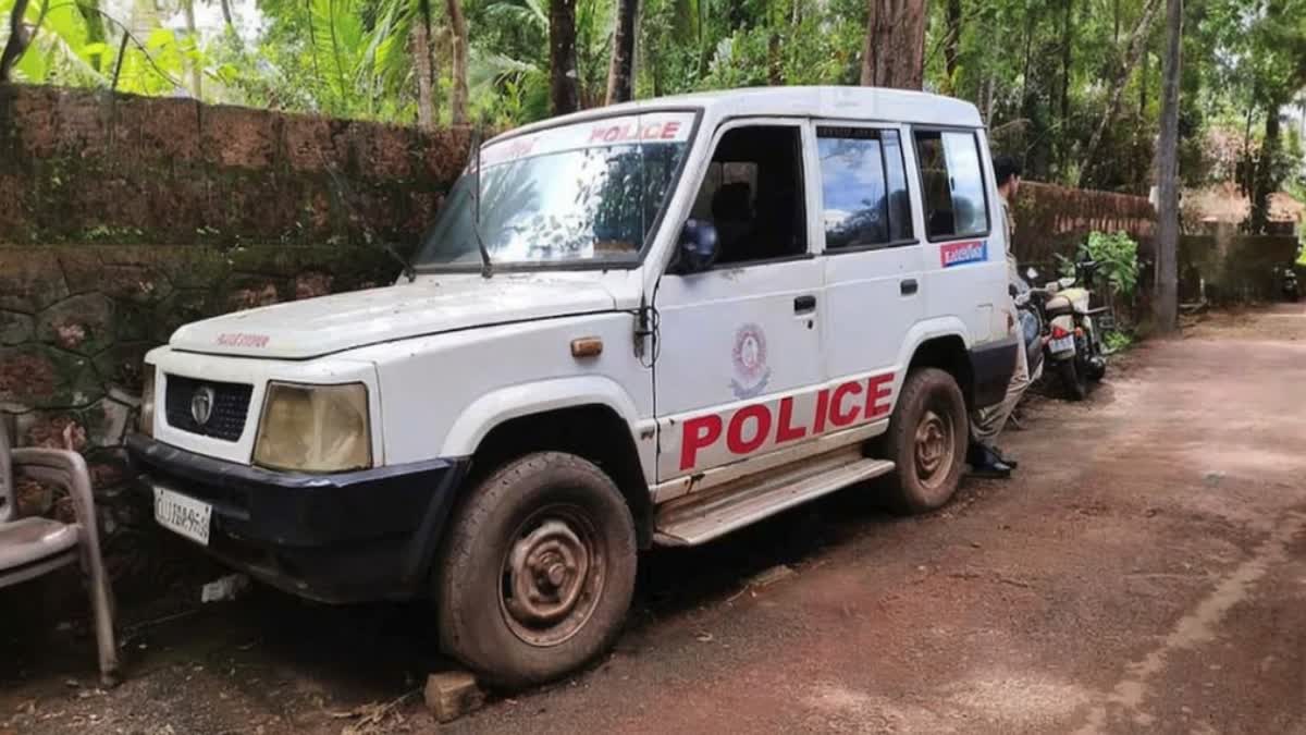 OPPOSITION LEADER PINARAYI VIJAYAN  RESIDENCE GUARD JEEP PINARAYI  PINARAYI VIJAYAN GUARD JEEP REMOVED  പിണറായി വിജയൻ