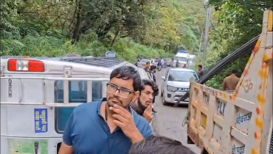 MUSSOORIE TEMPO TRAVELLER ACCIDENT