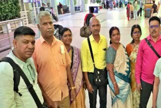 சென்னையில் இருந்து கைலாஷ் யாத்திரை சென்றவர்களில் ஒரு  பகுதியினர்