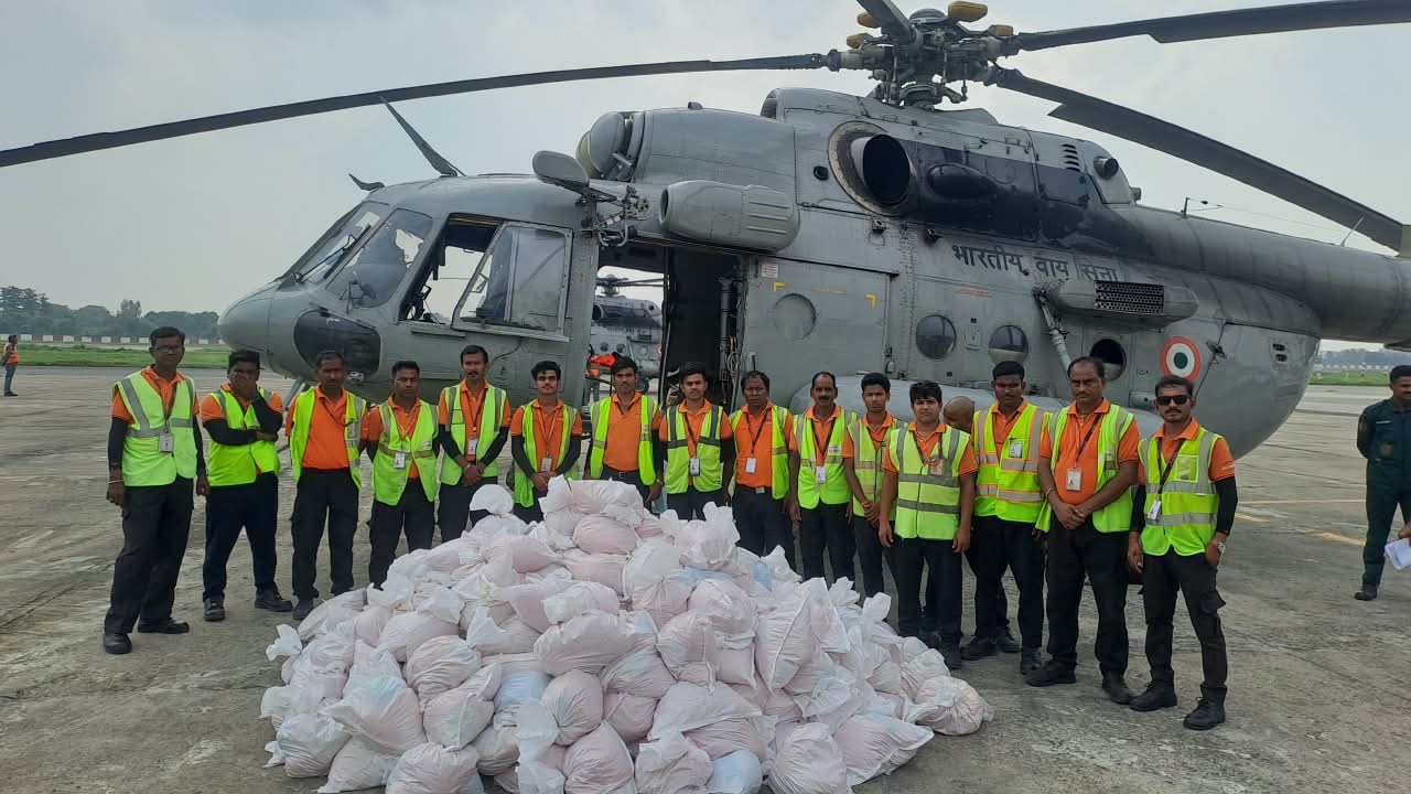 NDRF personnel involved in rescue opeation in Bihar after floods