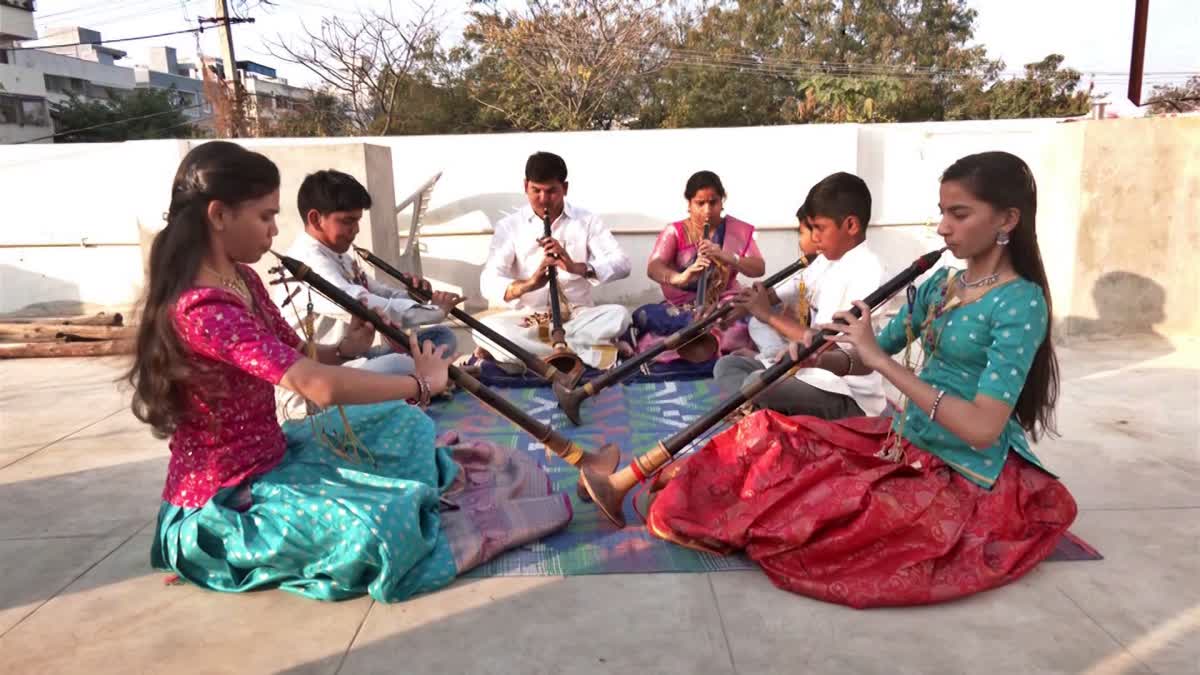 SPECIAL STORY ON YOUNG ARTISTS