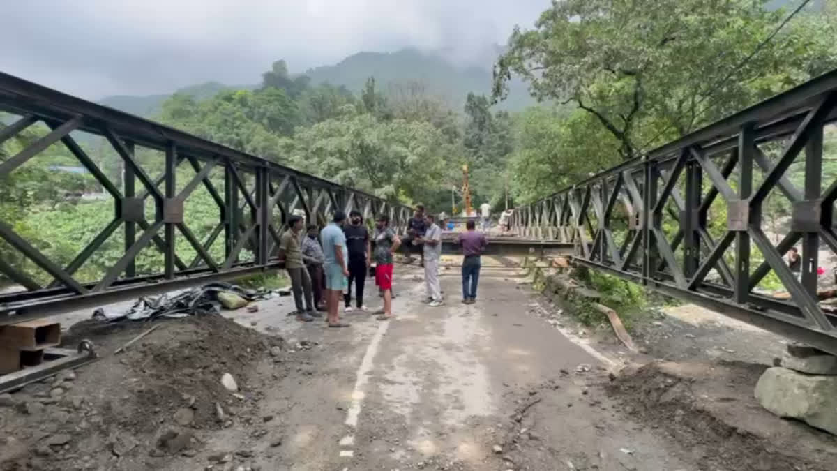 roads in Uttarakhand are damaged