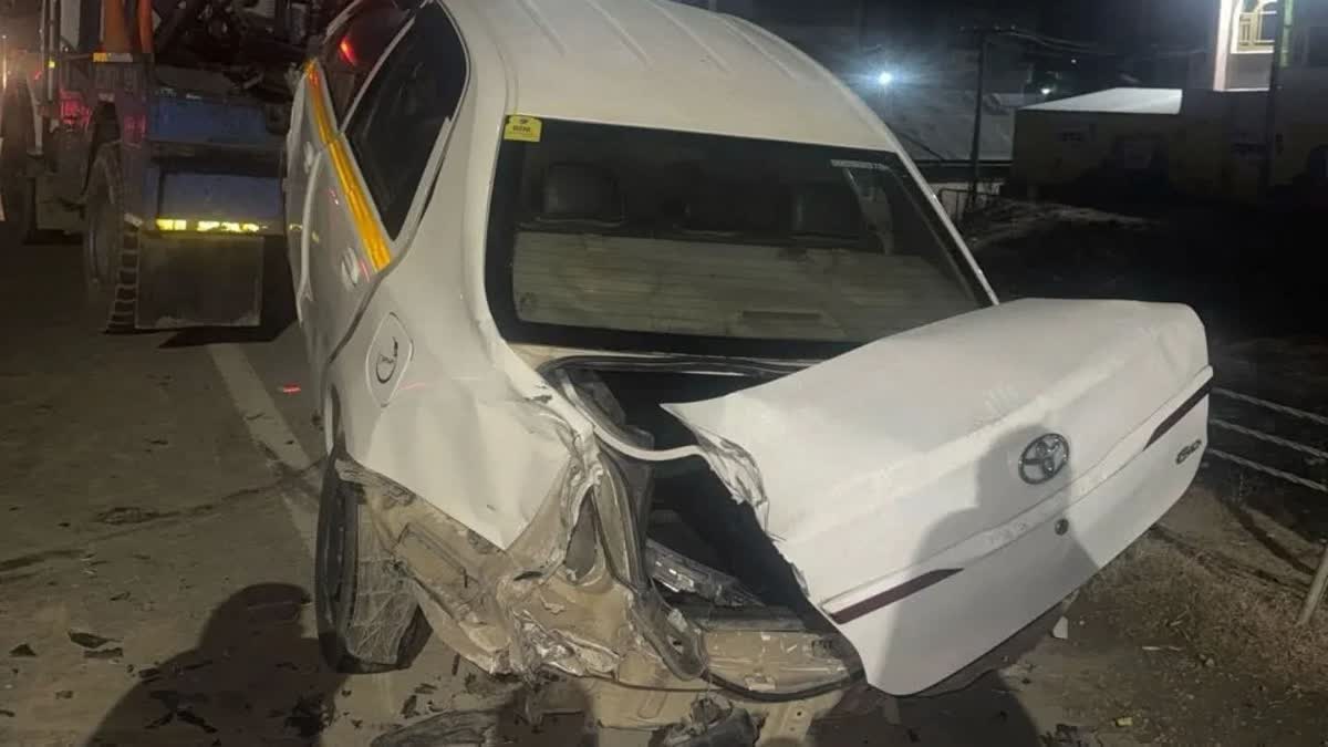 JAMMU ACCIDENT  avantipura accident  tourists from kerala  unknown truck accident