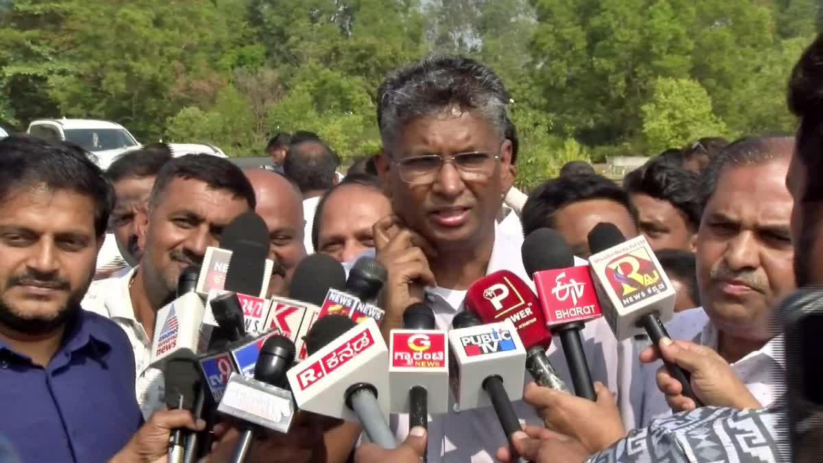 SHIVAMOGGA ವಾಲ್ಮೀಕಿ ಕ್ರಿಕೆಟ್ ಕಪ್ ಪಂದ್ಯಾವಳಿ ಸಚಿವ ಸತೀಶ್ ಜಾರಕಿಹೊಳಿ KARNATAKA POLITICS