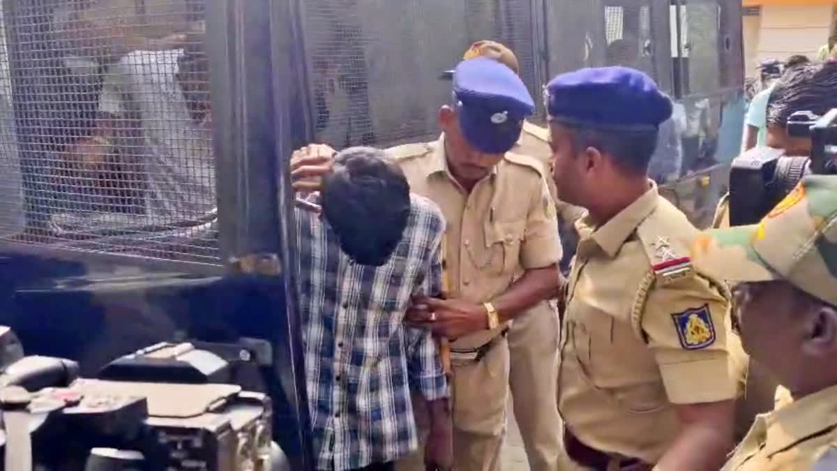 BALLARI  GALI JANARDHAN REDDY  CONGRESS WORKER KILLED  ಬಳ್ಳಾರಿ ಗಲಭೆ